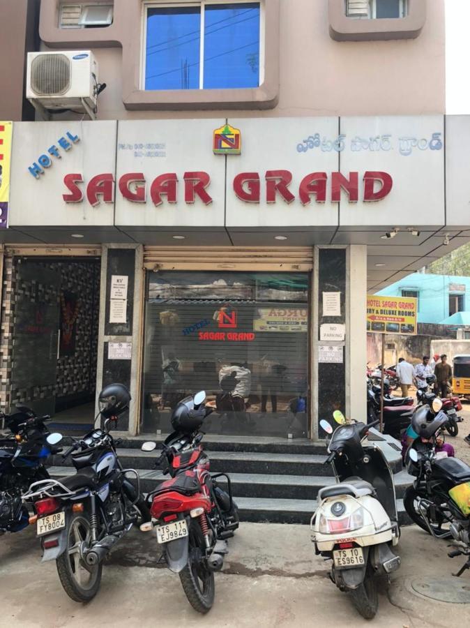 Hotel Sagar Grand Secundurabad Екстериор снимка